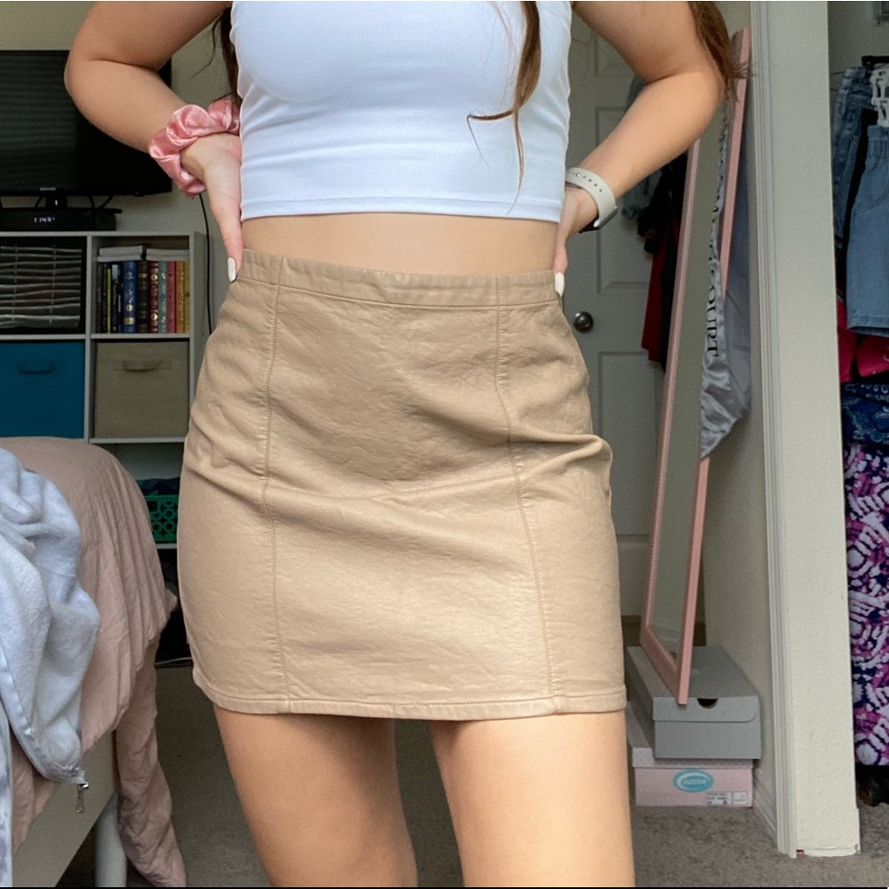 Forever 21 tan leather skirt large